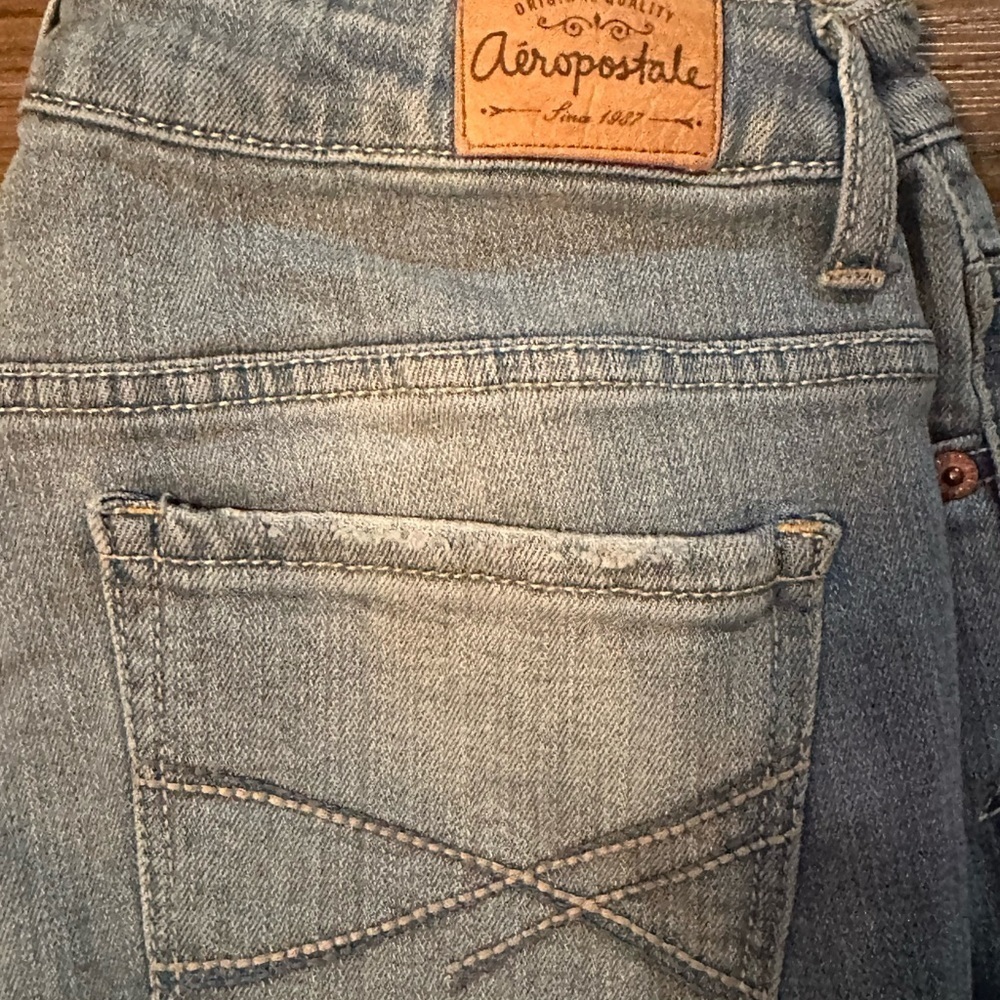 Aeropostale Bayla skinny crop jeans women’s size 4 distressed - Picture 2 of 5